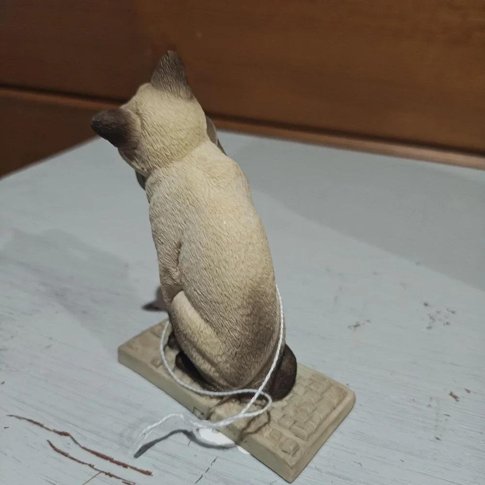 Vintage 1998 Stone Critters Siamese Kitty on the Keys Keyboard 4